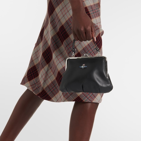 Vivienne Westwood: Kisslock Saturn Logo Mini Emma Granny Frame Crossbody Bag - Picture 14 of 16